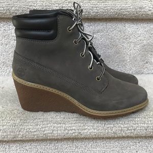 Timberland wedge boots size 7